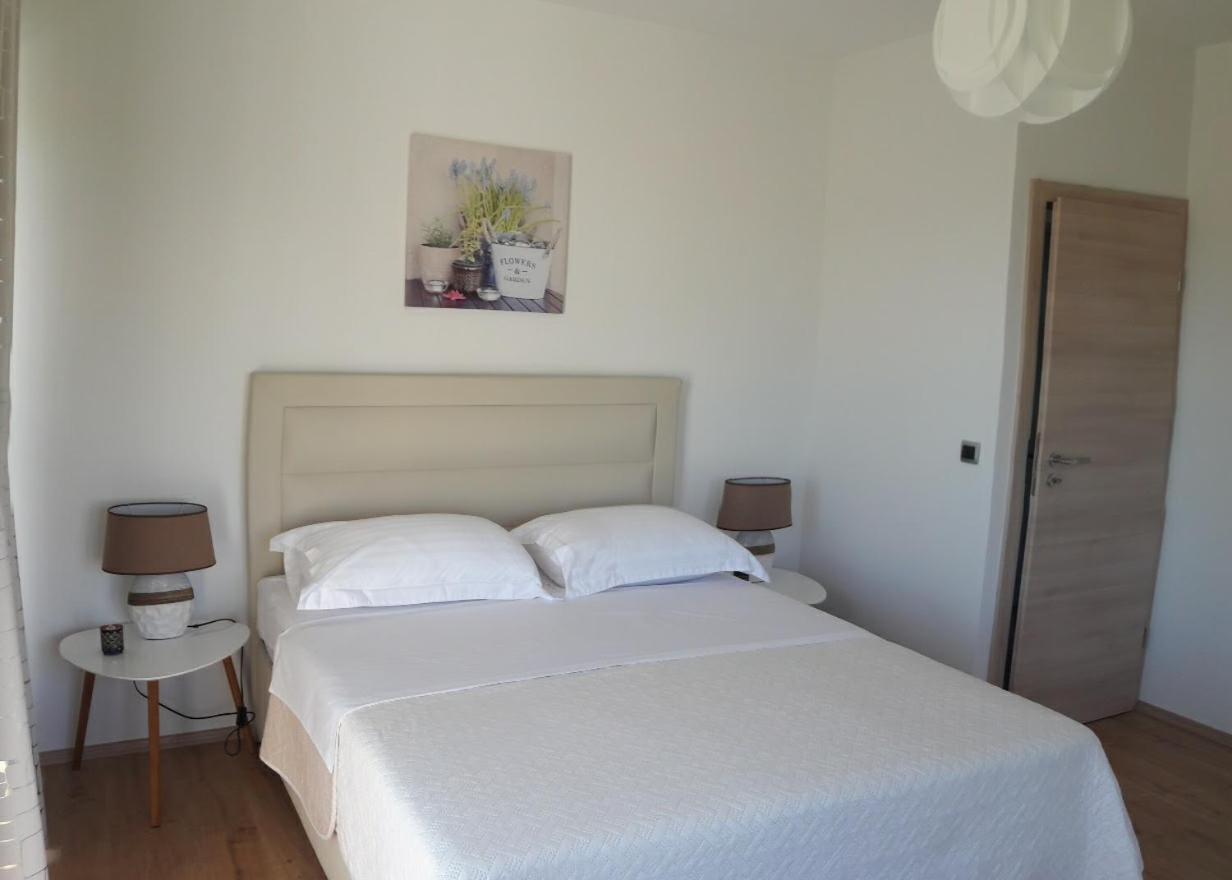Apartments Emanuela Sukosan Bilik gambar